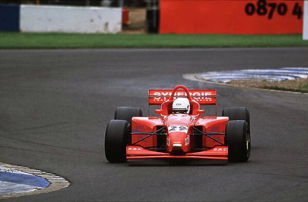 2001 European Formula 3000 Donington Park, England. 12th August 2001. Race action. World Copyright: Paul Dowker / LAT Photographic ref: Digital Image Only