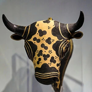 Clay bulls head rhyton from Knossos-Little Palace, 1450-1370 BC