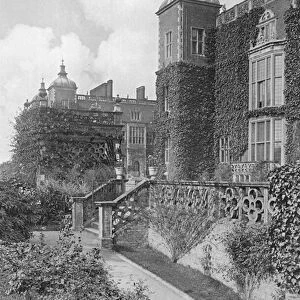 Garden-House: South Front (b / w photo)